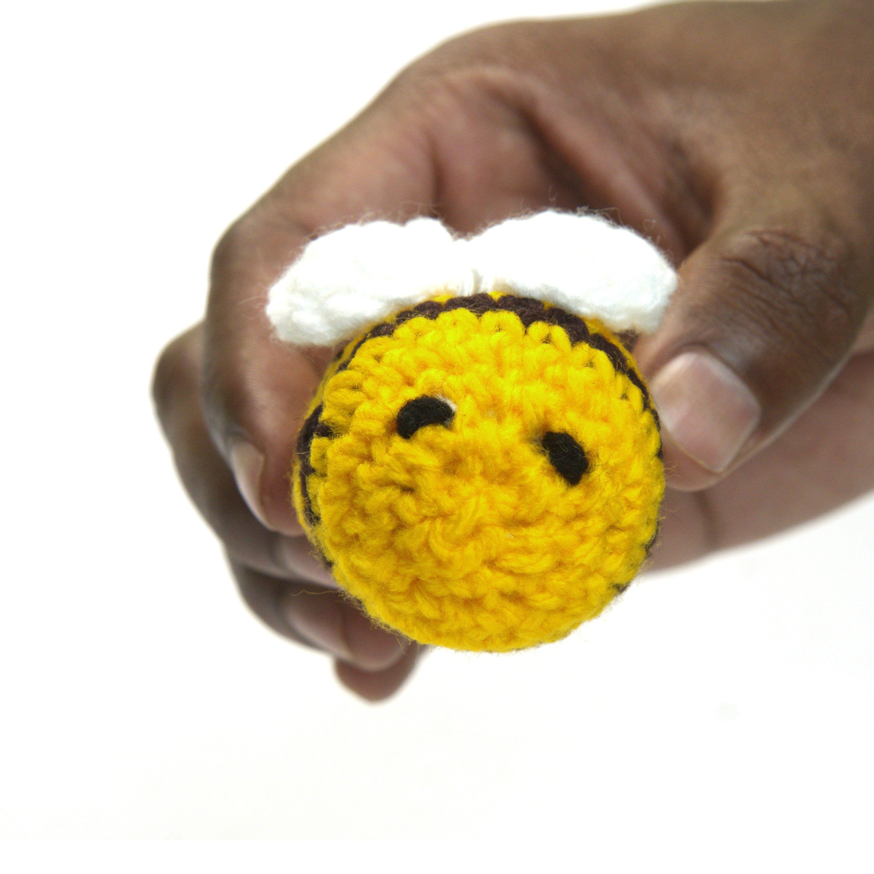 Handmade Crochet Bee Keychain (Cute & Aesthetic Key Ring)