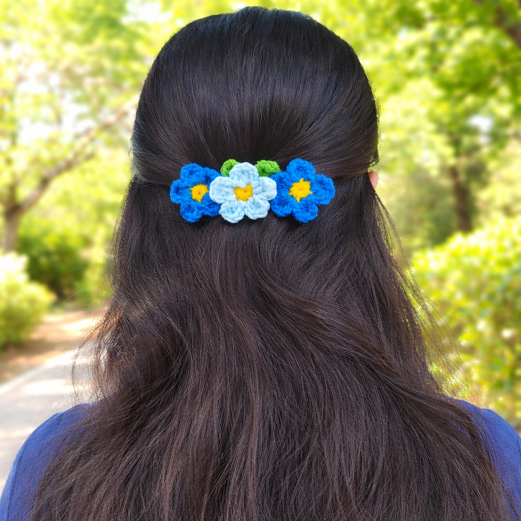 Handmade Crochet Flower Hair Clip – Elegant Floral Hair Accessory for Women & Girls (Set of 2)