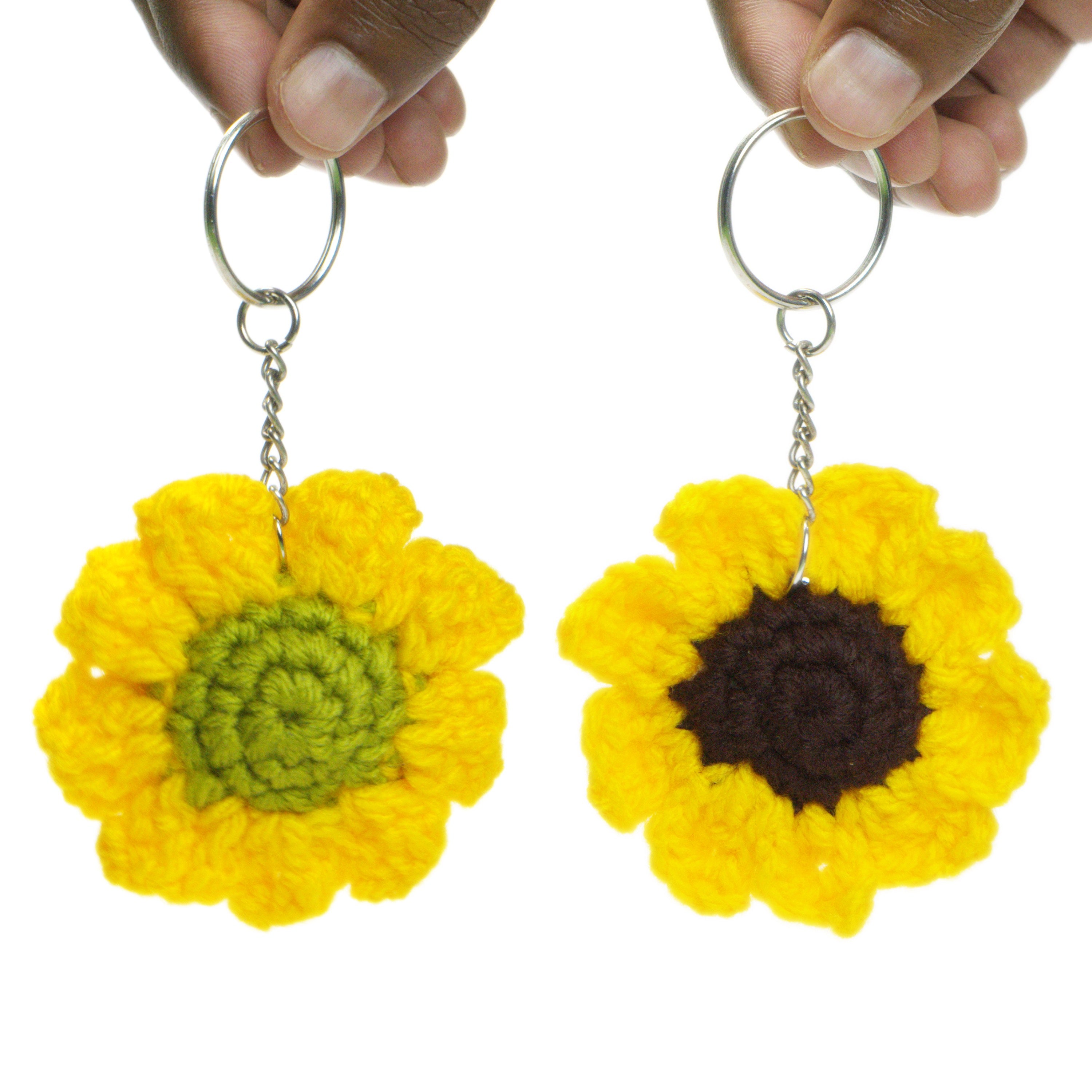 Handmade Crochet Sunflower Keychain – Cute Floral Amigurumi Bag Charm (Set of 2)